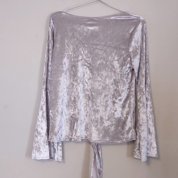 Noa Elle Holly Tie Front Crushed Velvet Top Large Silver Bell Sleeves - Picture 4 of 10